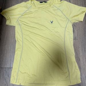 블랙야크,언더아머,르꼬끄 여성 운동복 상의 4개 일괄