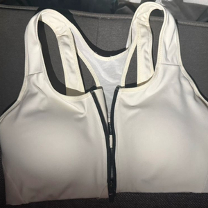 나이키 화이트 앞 지퍼 스포츠 브라 90(L)
