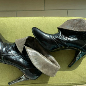 소다 SODA 여성 앵클 부츠 235