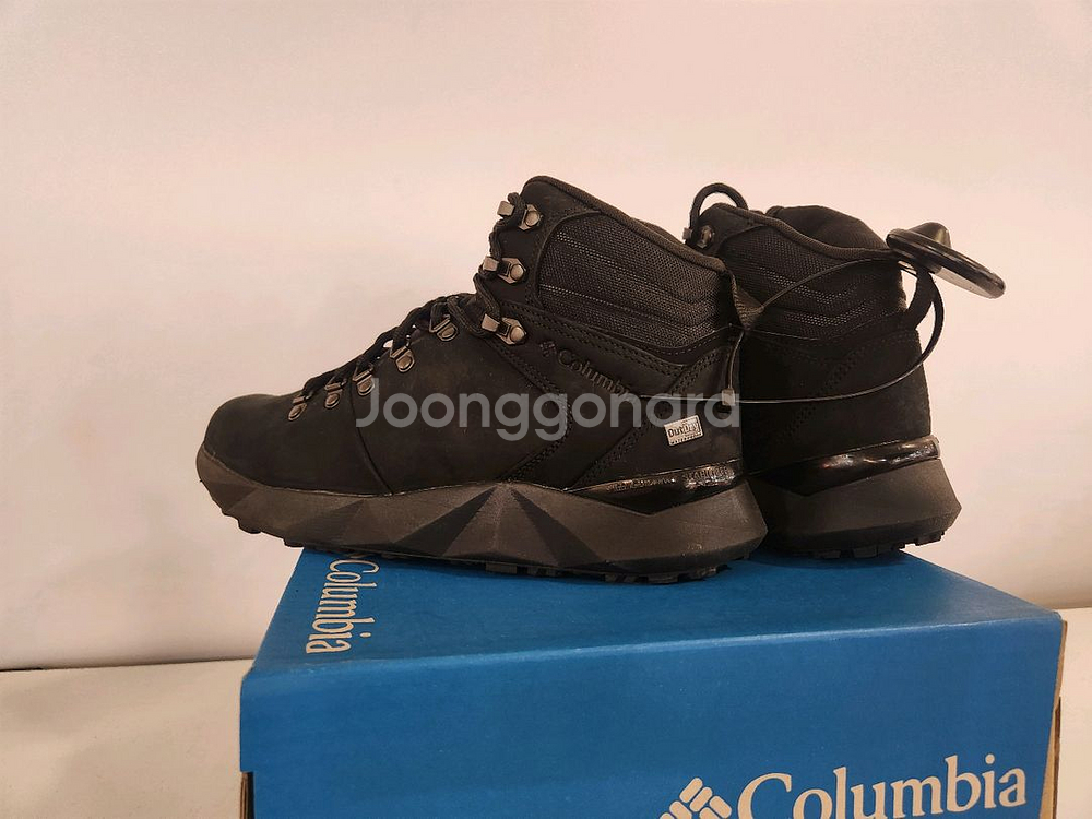 [새상품 창고정리]컬럼비아 Facet Sierra Outdry남성 여성 등산화 230 ~ 270--2