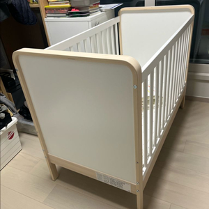 이케아 엘스크베르드 아기침대