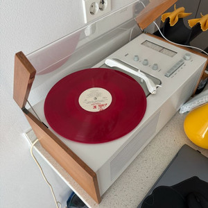 디터람스 브라운 sk-5 턴테이블 이미지