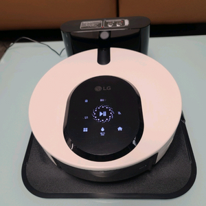 LG 코드제로 물걸레 로봇청소기 (S급,2024년7월산)