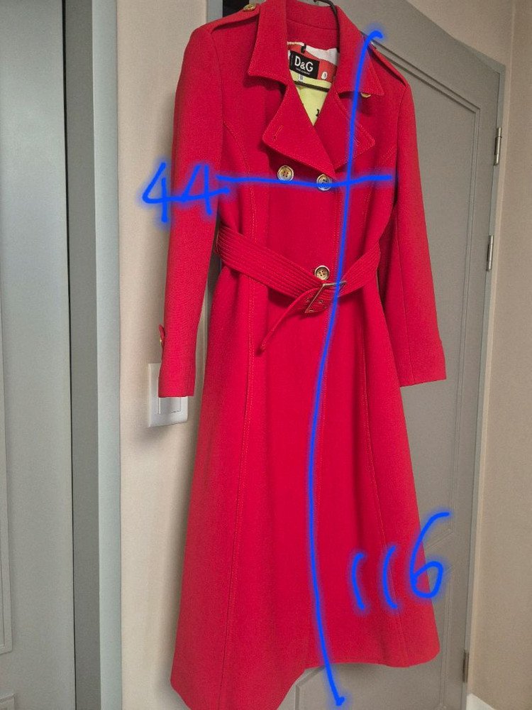 돌체앤가바나 금장버튼 트렌치 코트--1