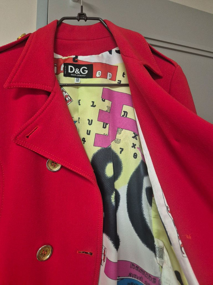 돌체앤가바나 금장버튼 트렌치 코트--6