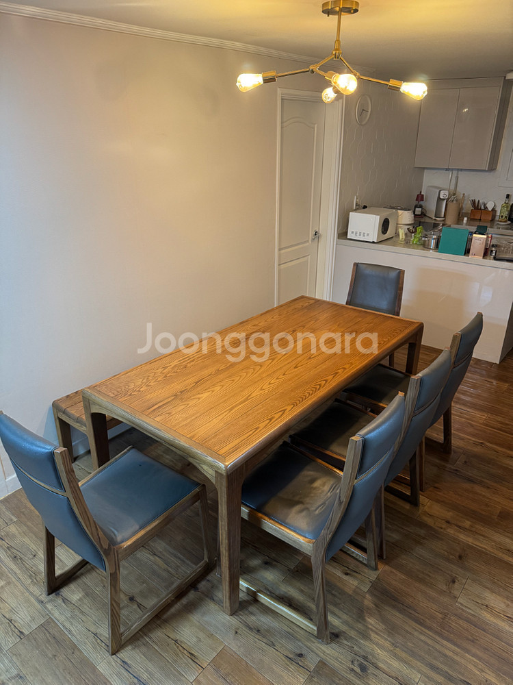 원목 6인용 식탁 세트 (의자 4개, 벤치 1개)--1