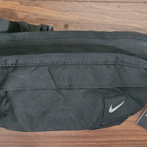 (새제품)나이키 Hood waistpack 힙색팝니다