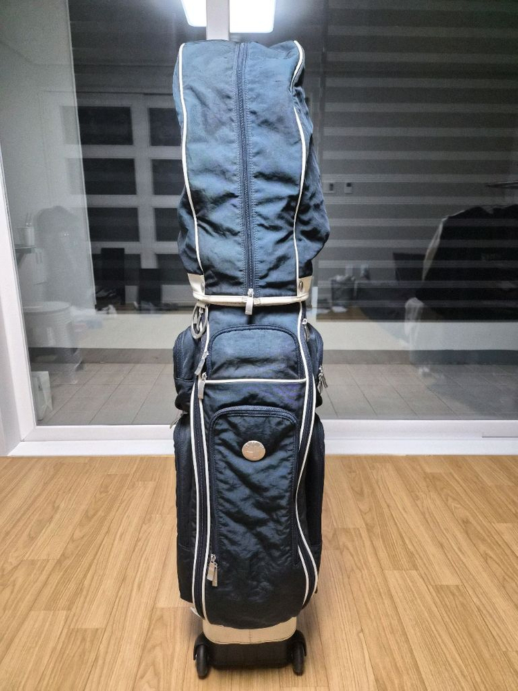 미즈노 여성용 골프채 풀세트 + BMW 바퀴형 캐디백 일괄 싸게 정리해요^^ 이미지