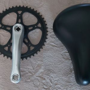 부품 처분> 자전거 크랭크 세트 및 쿠션 안장
