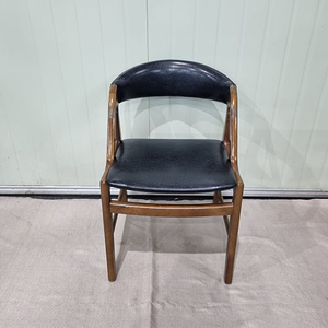 중고 카페,식당,원목,업소용의자 한매합니다.