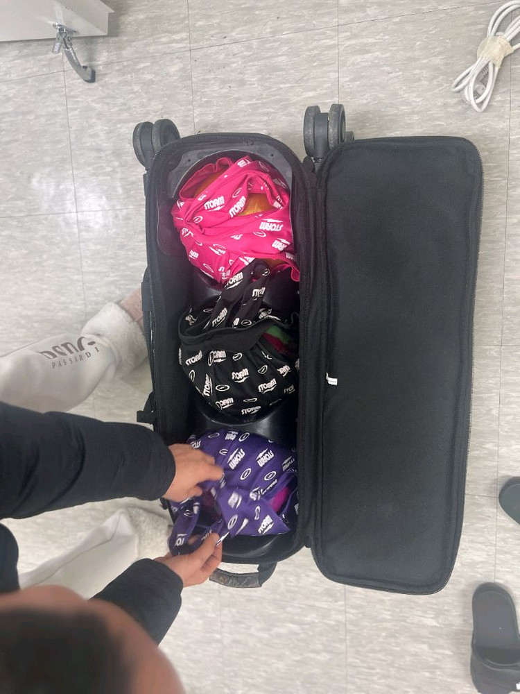 볼링공 + 용품 풀세트 판매합니다 (입문~중급자 추천)--4