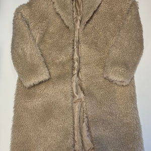 정품!! 여성 렉토 Recto 22시즌 노버튼 롱 페이크 퍼 코트 이미지