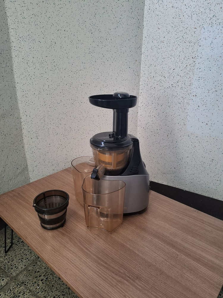 휴롬 2세대 원액기 착즙기 HE-DBF04 판매합니다~~--5