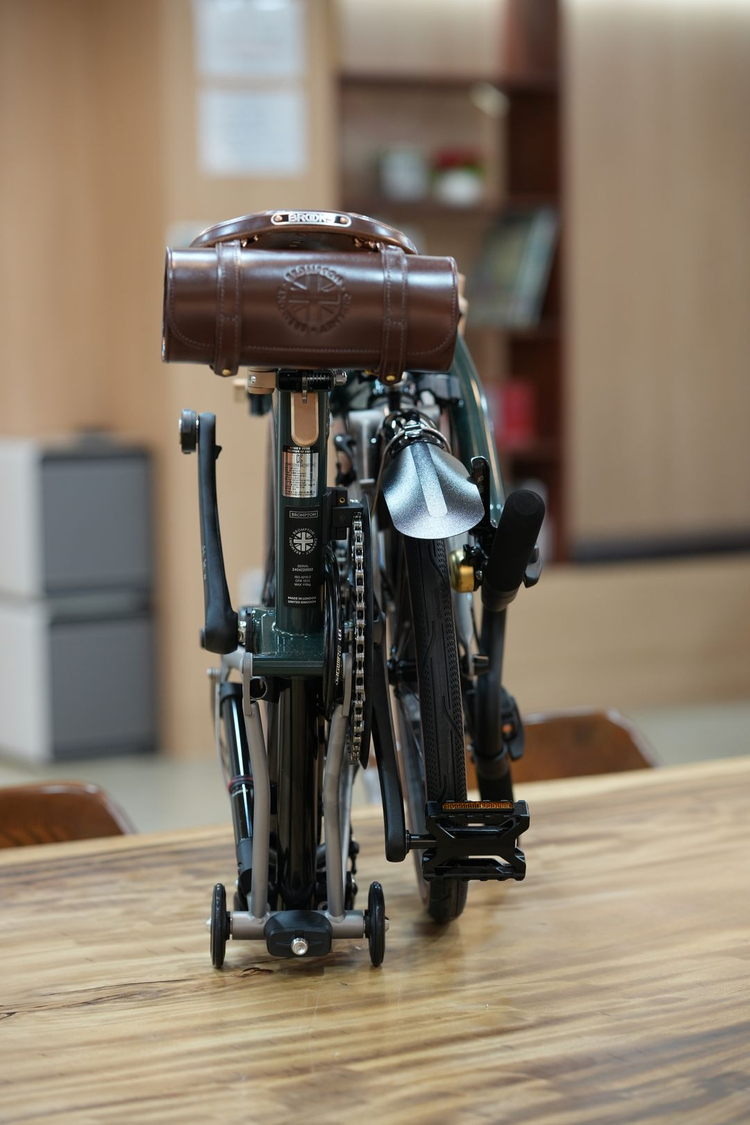 브롬톤 bbc 에디션 이미지