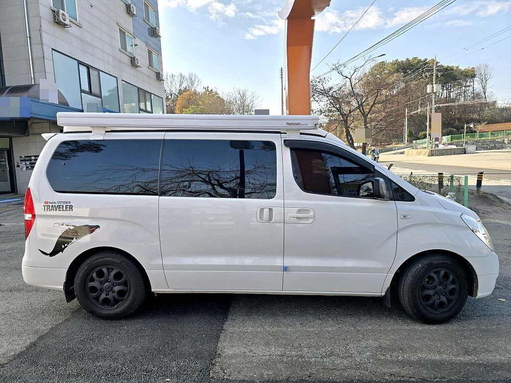 14년형 스타렉스4인승일체형루프탑캠핑카-전액할부됨--4