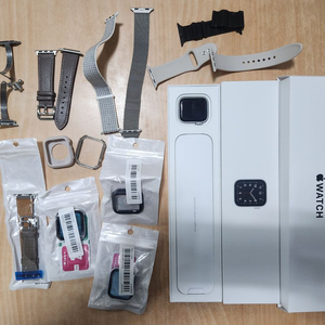 애플워치 SE 40mm 실버+스트랩,케이스