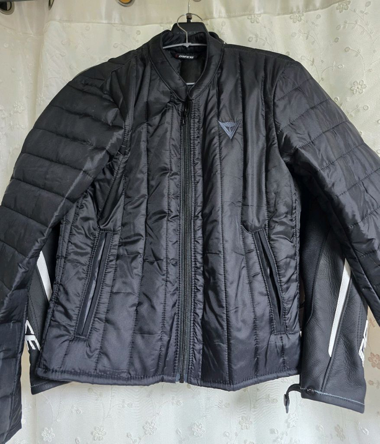 다이네즈 아브로4 레더자켓 48사이즈 민트급 이미지