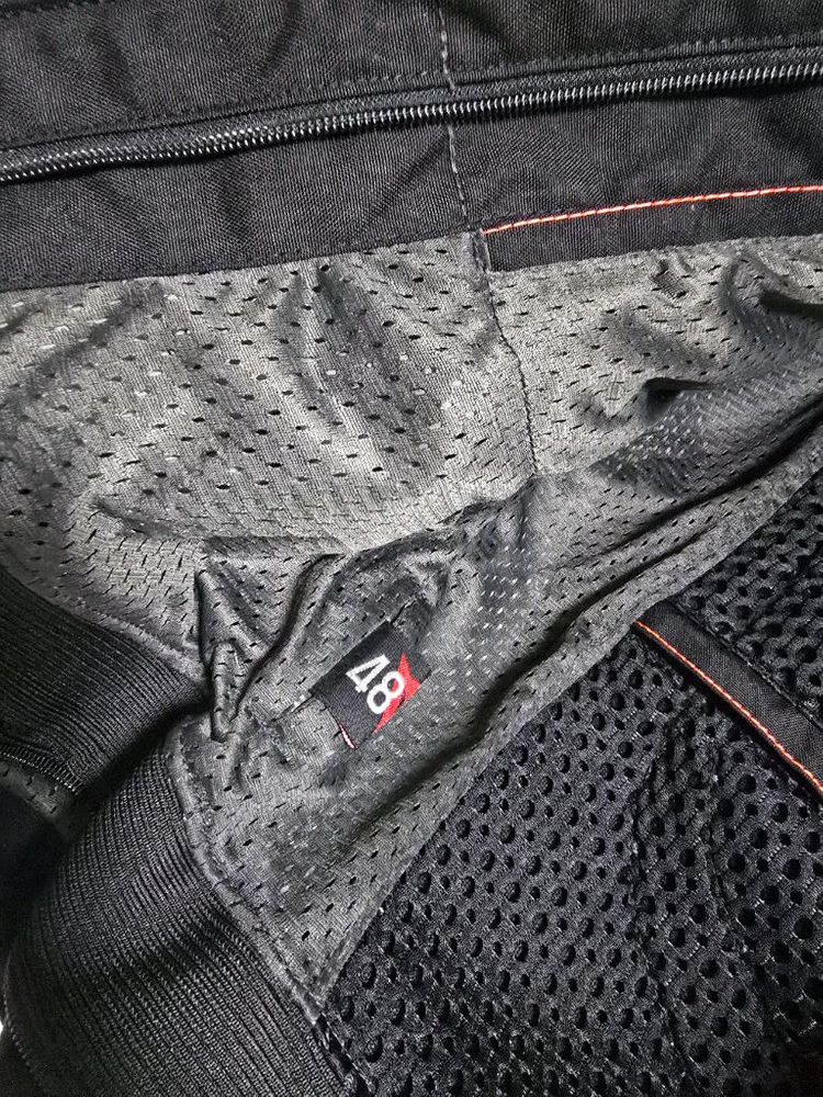 다이네즈 아브로4 레더자켓 48사이즈 민트급 이미지