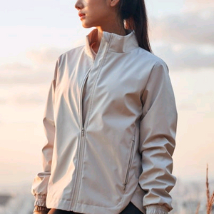 안다르 3레이어 하드쉘 프리마로프트 자켓