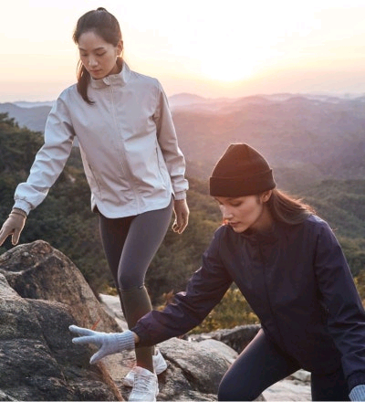 안다르 3레이어 하드쉘 프리마로프트 자켓--1