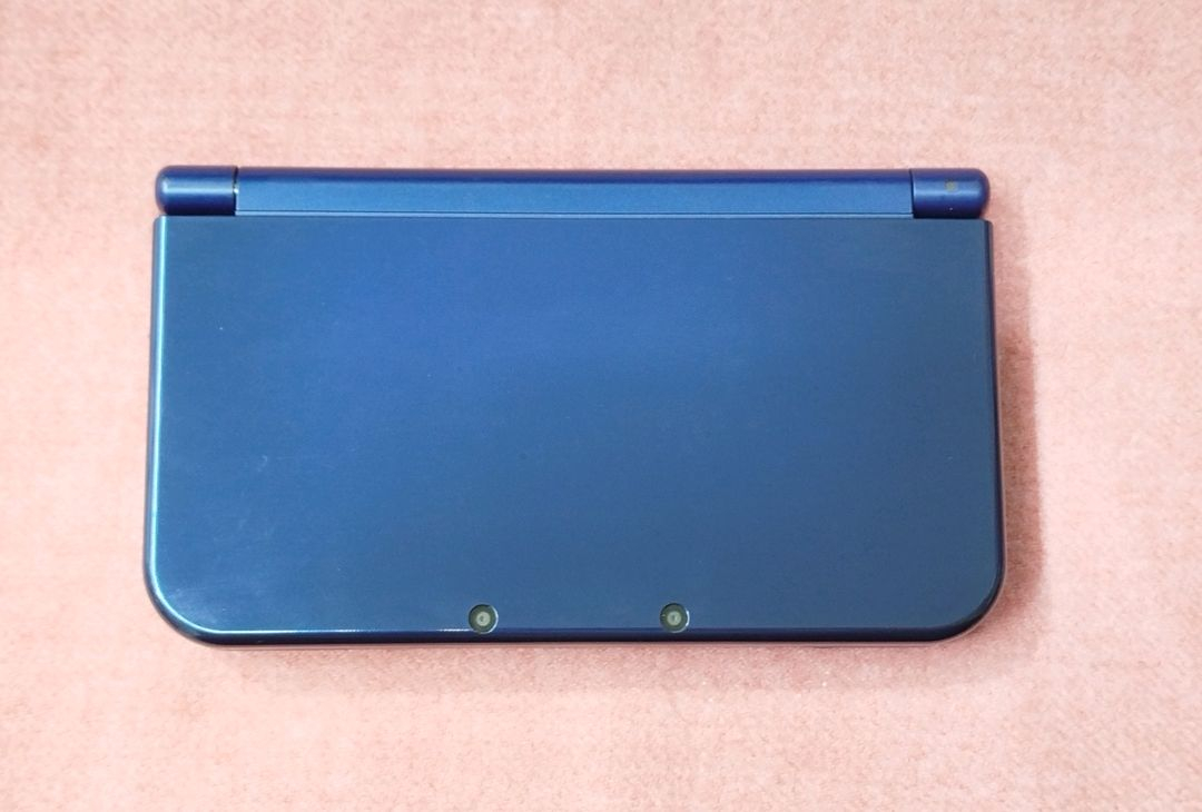 닌텐도 New 3ds ll 박스셋 팝니다--2