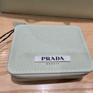 프라다 뷰티 민트 파우치 (새상품)