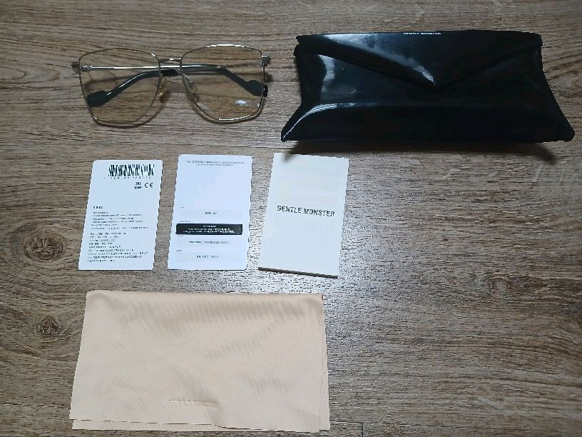 젠틀몬스터 시드02 OG(송민호 틴트 선글라스) 팝니다--1