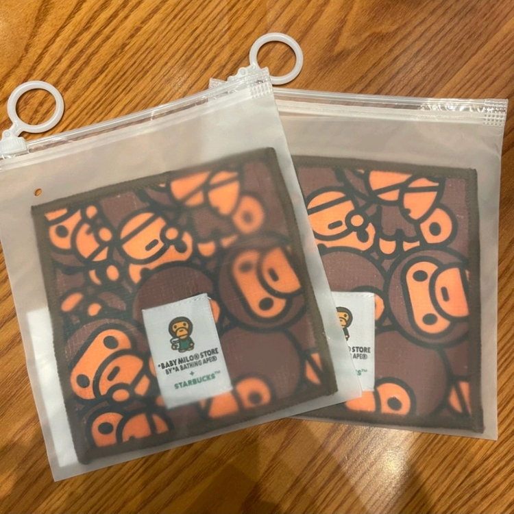 스타벅스 베이프 마일로 코스터 & 키체인 팔아용!!--2
