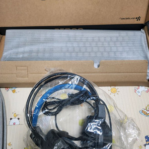 게이밍키보드(다얼유 DK750) + 헤드셋 set