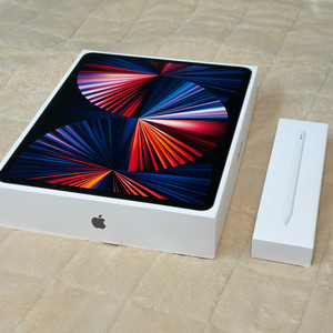 (애플펜슬 2세대 포함) 아이패드 프로 12.9 5세대 256기가 셀룰러 M1 상태최상