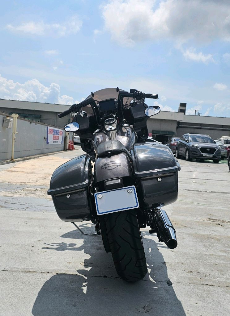 2016 할리데이비슨 스리스트리트밥 클럽스타일--9