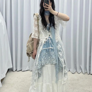 화이트 시스루 로브 가디건 빈티지 모리 페어리 코디 크루빈티지 큐빈