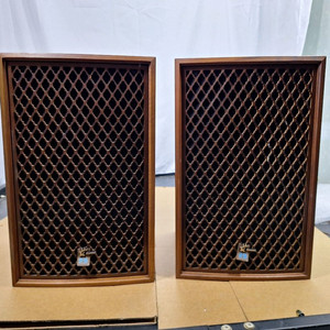 Sansui 산수이 SP-95 10인치 빈티지 스피커 궤짝스피커 레트로 앤틱 대형 오디오 카페 가게 음향 인테리어 이미지