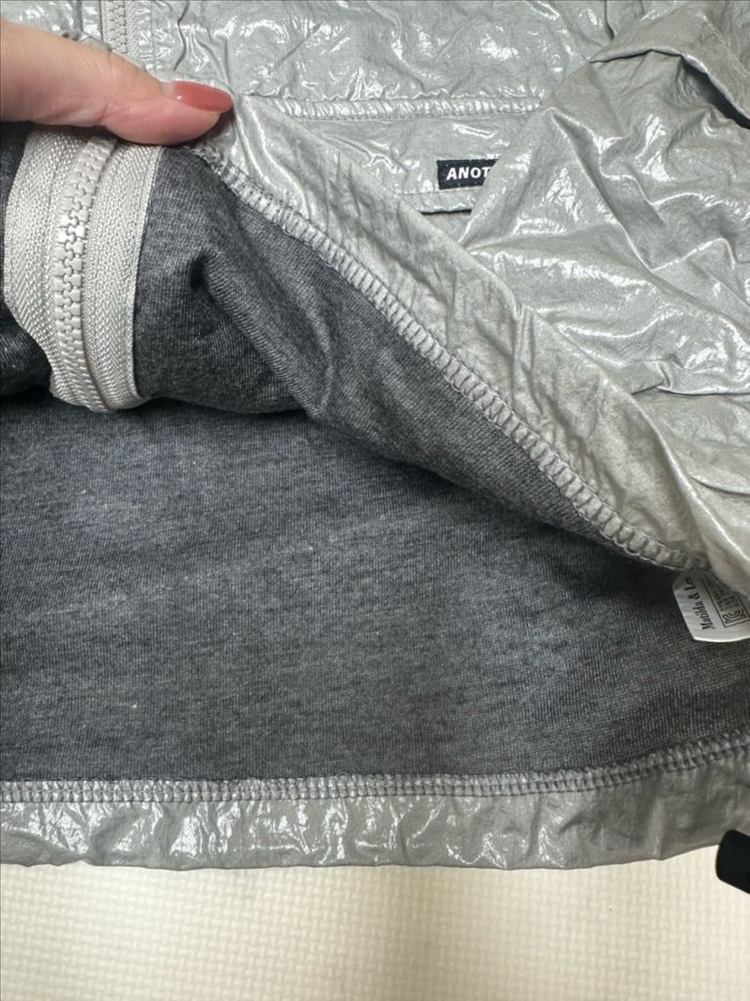 마틸다앤리 글로시 그레이 크롭 점퍼 7사이즈--2