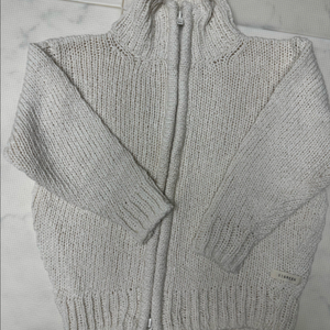 디그린 아이보리 꽈배기 니트 집업 M