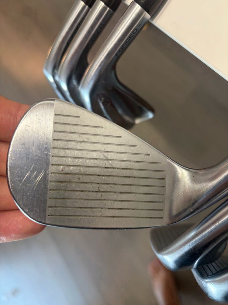 타이틀리스트 T100 4-P, DS120 S200, 2세대 이미지