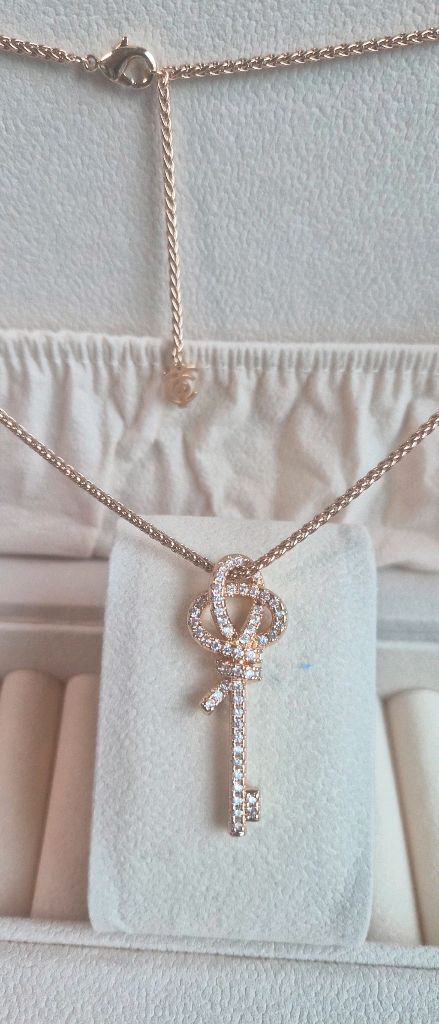 티스타일 큐빅열쇠 목걸이 로골 초고퀄 (새상품)--1