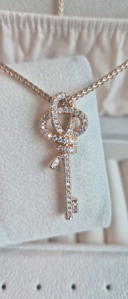 티스타일 큐빅열쇠 목걸이 로골 초고퀄 (새상품)--3