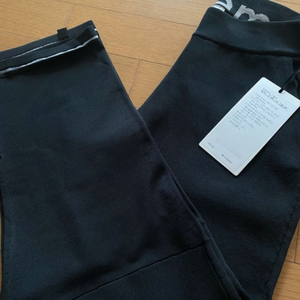 룰루레몬 블랙 레깅스 새상품