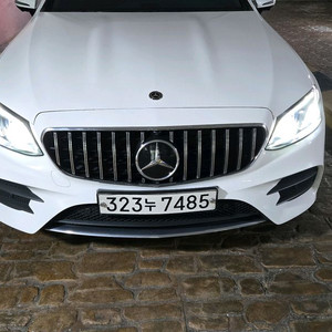 리스승계) 7월15일 만기 벤츠 E450 4WD 카브리올레 2020년7월 내부 시트 화이트염색 패널 블루염색