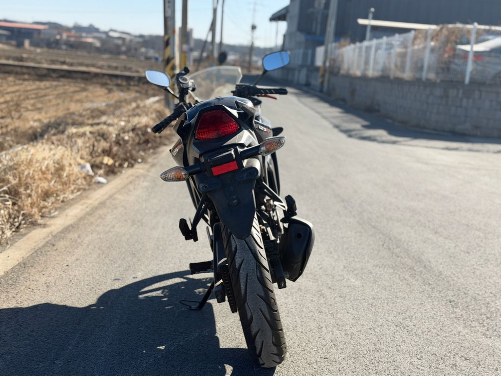 혼다cbr125/16년식/3만km/저렴히~/판매합니다! 이미지