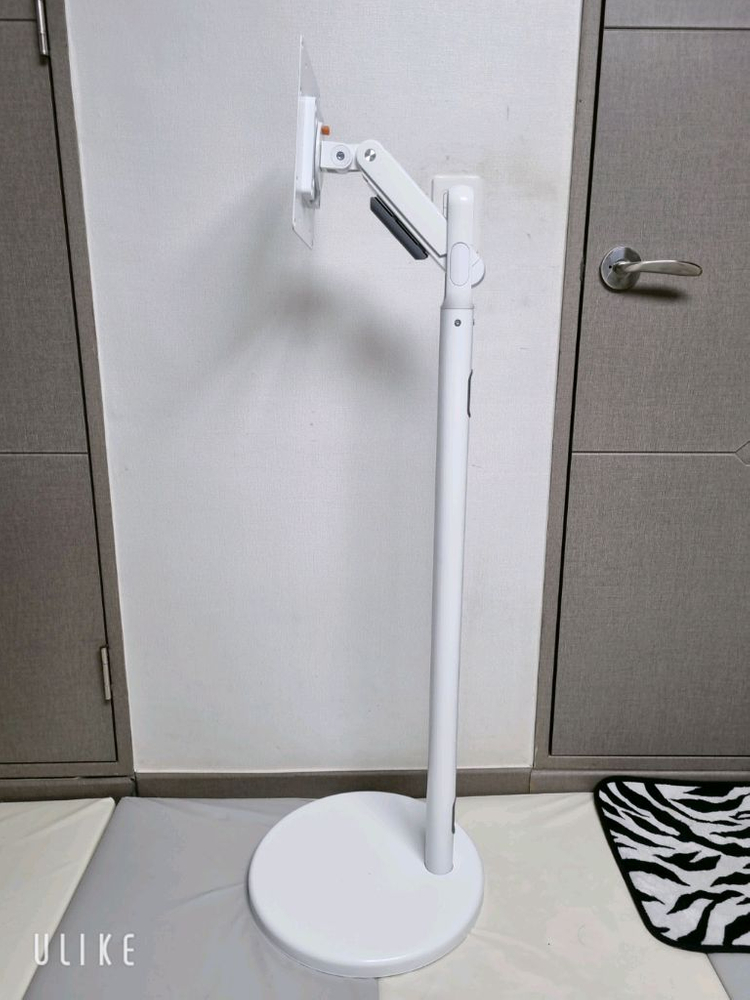 화이트 모니터 TV 스탠드 받침대 거치대--2