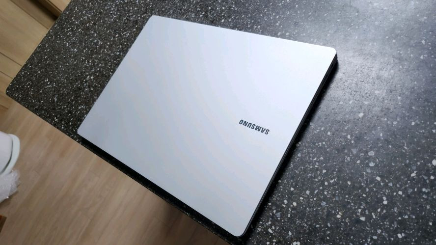 삼성 최신 갤럭시북4 프로/다이나믹 아몰레드2X/터치스크린/512G--4