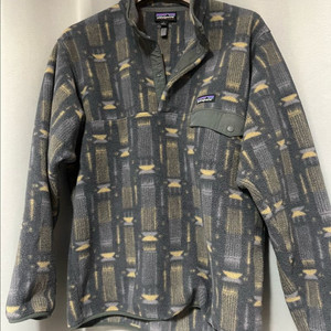 D2 파타고니아 프린티드 신칠라 스냅-T 플리스 M사이즈