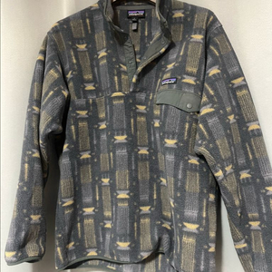 D2 파타고니아 프린티드 신칠라 스냅-T 플리스 M사이즈