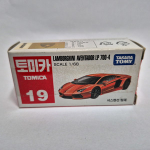 토미카 19 람보르기니 아벤타도르 LP700-4
