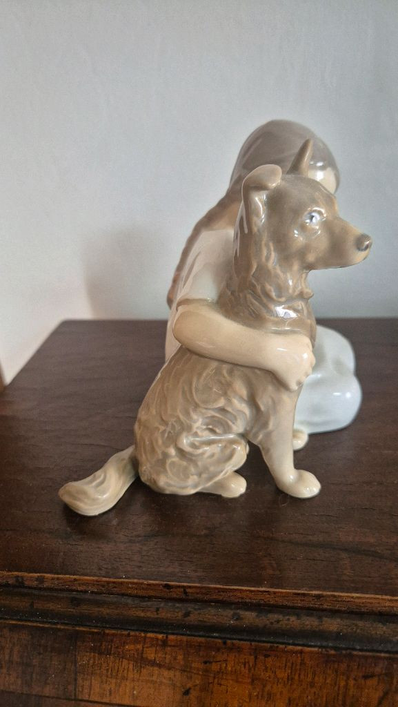 로얄코펜하겐 피겨린 순이와강아지--2