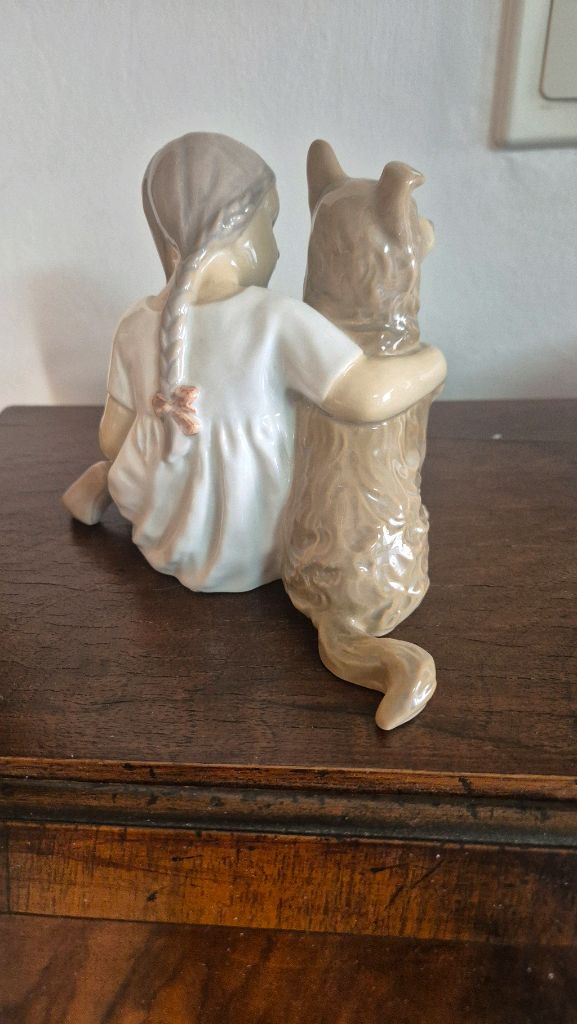 로얄코펜하겐 피겨린 순이와강아지--3