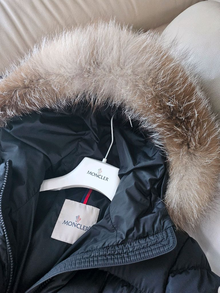 몽클레어 클로에 폭스퍼 이미지