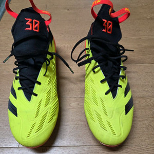 아디다스 프레데터24 엘리트ft fg 270